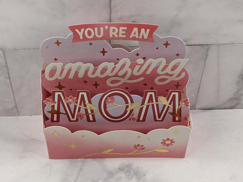 Amazing Mom Pop-Up Mini Card