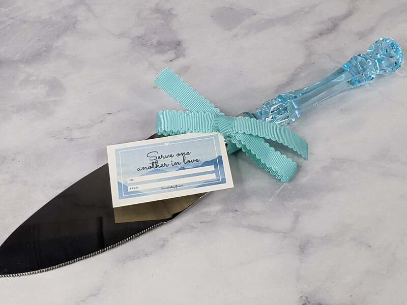 Blue Pie and Cake Server