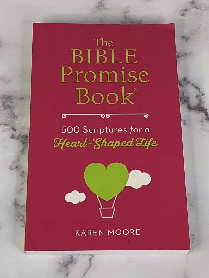 500 Scriptures For A Heart-Shaped Life