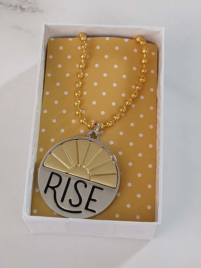 RISE Metal Necklace